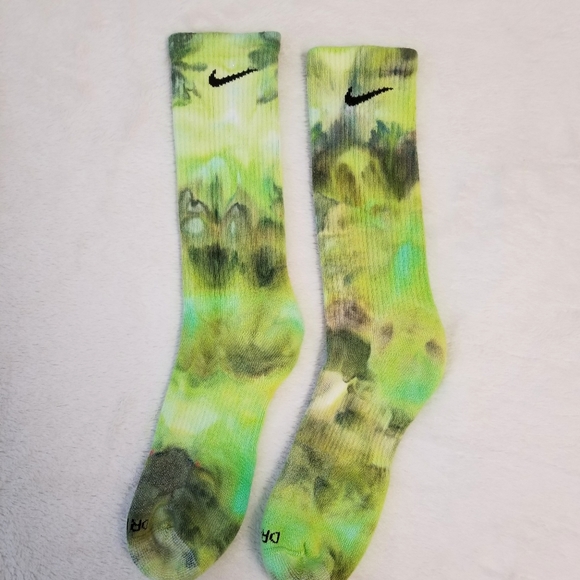 Nike Socks Green Tie Dye - Picture 6 of 6